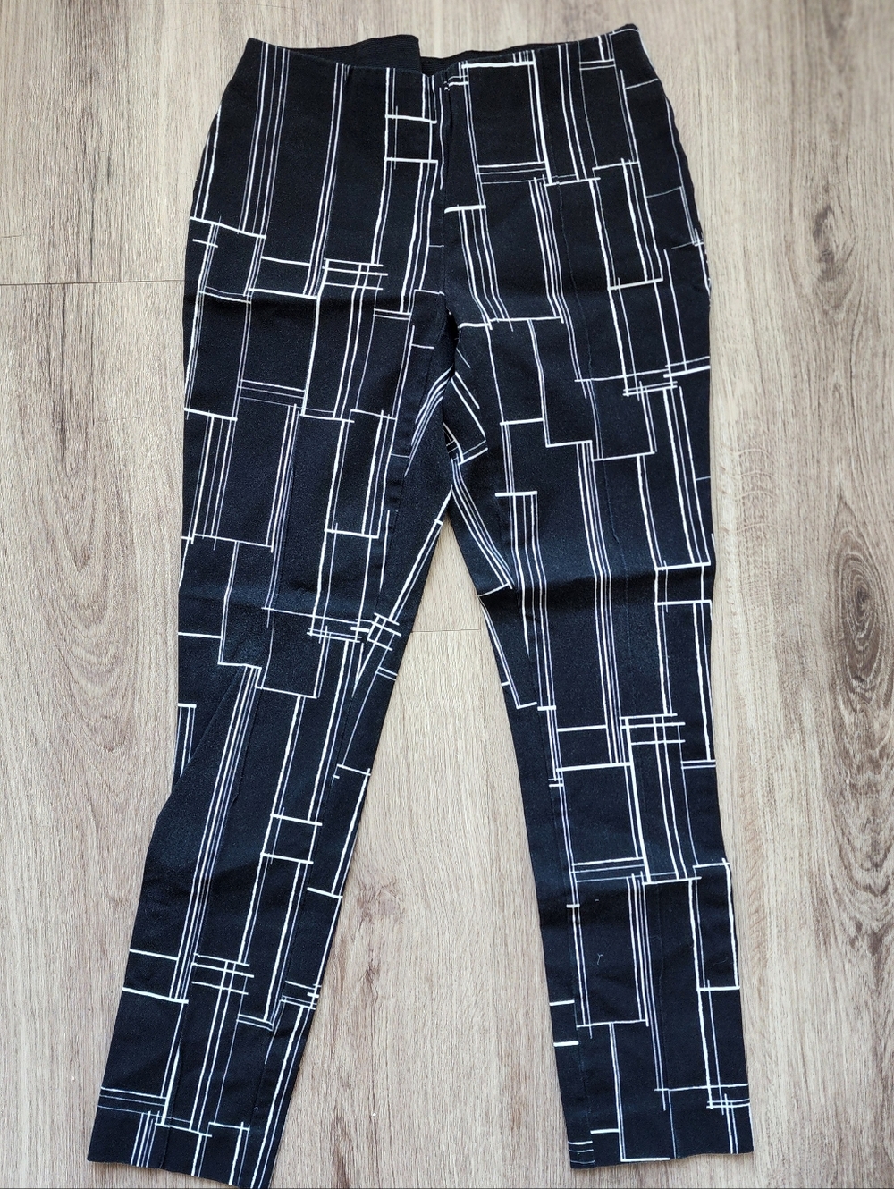 Black Geometric Print Slim Pants